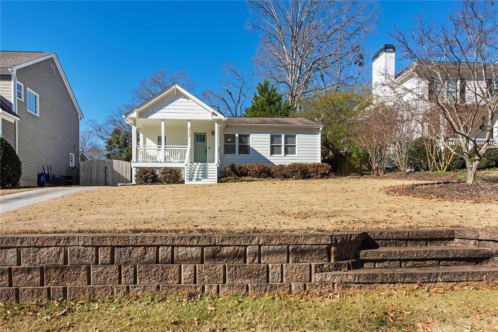 2796 Georgian Drive W