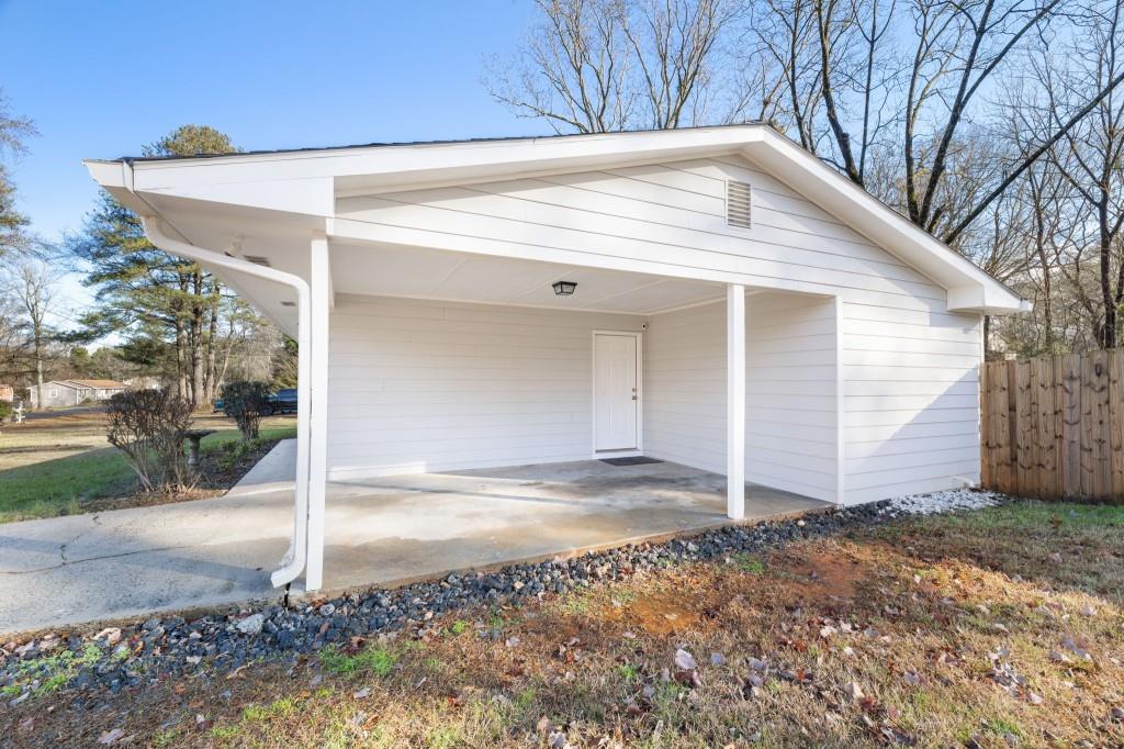 888 Ballew Drive NW