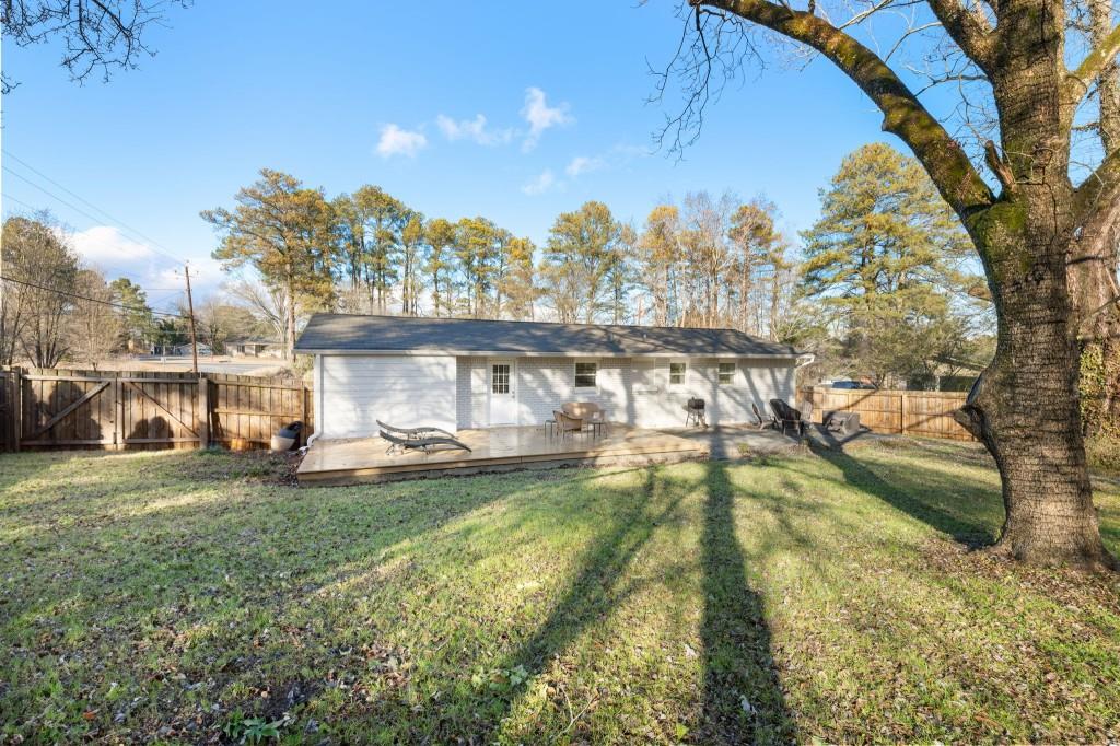 888 Ballew Drive NW