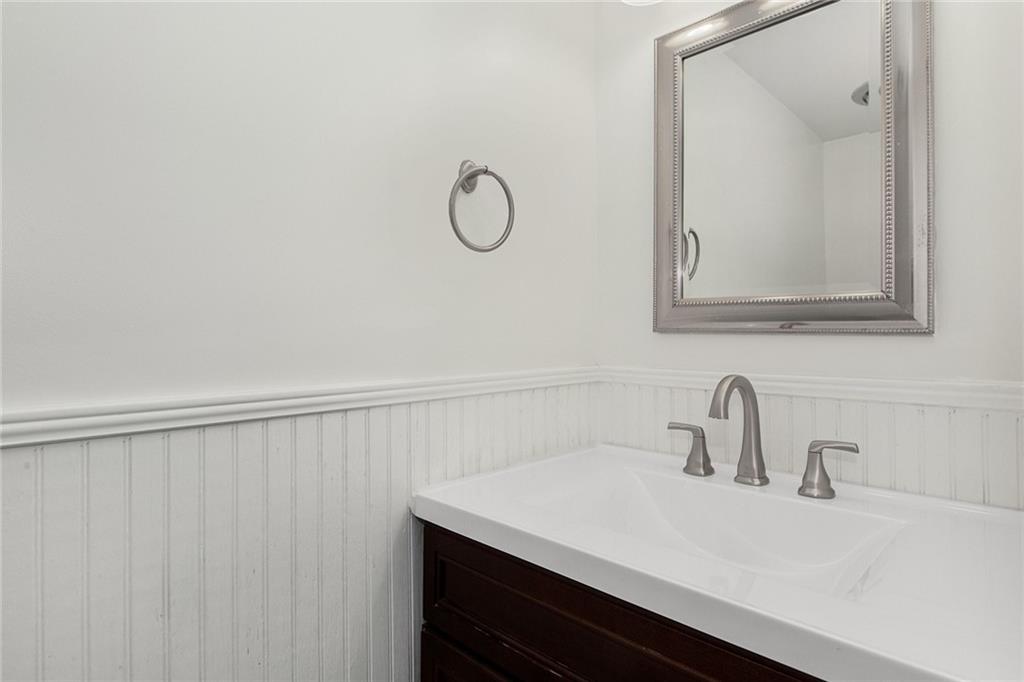 2260 Peachtree Road NW Unit D-2