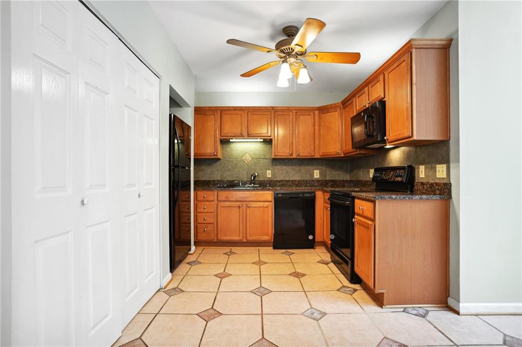 3176 Clairwood Terrace