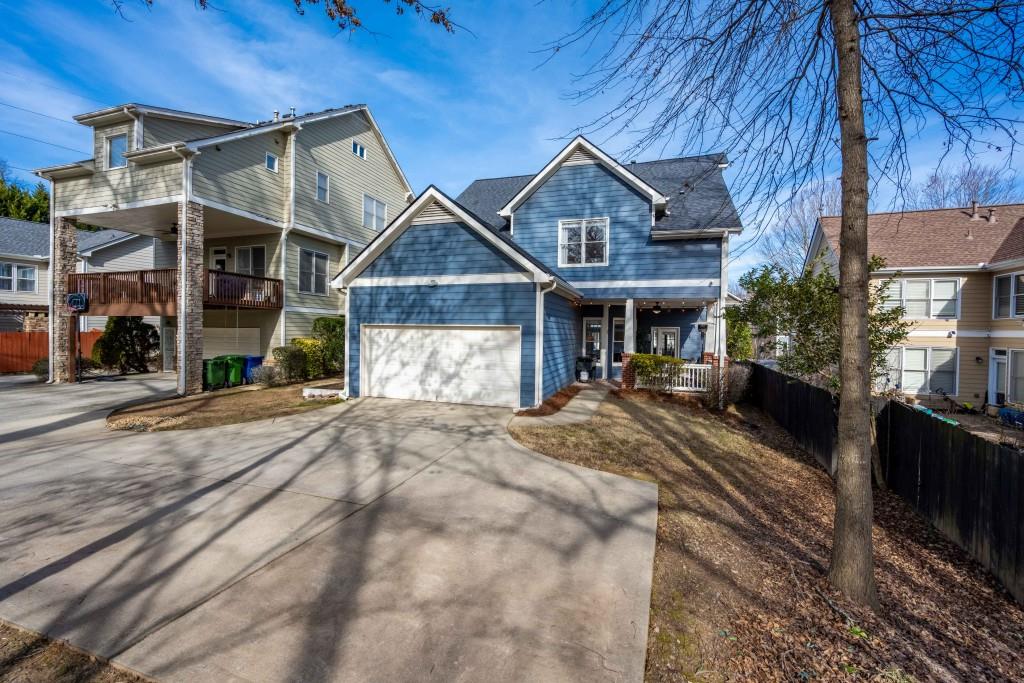 2200 Parkview Lane NW