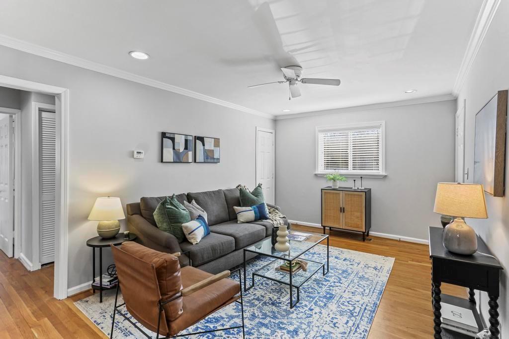 224 Olympic Place Unit 18