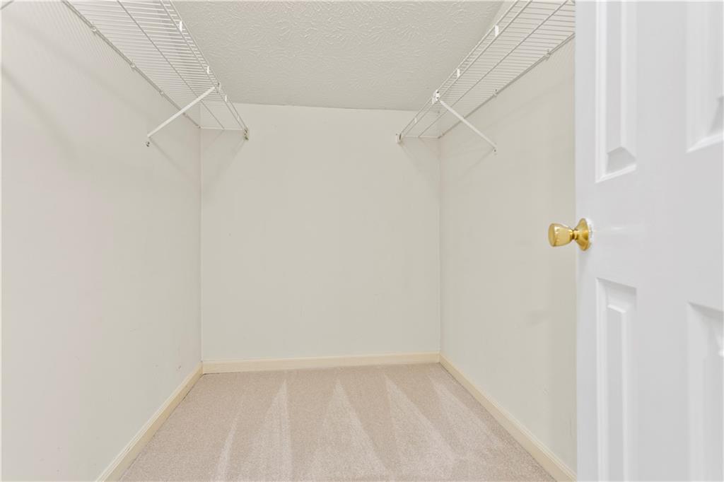 4044 Elm Street