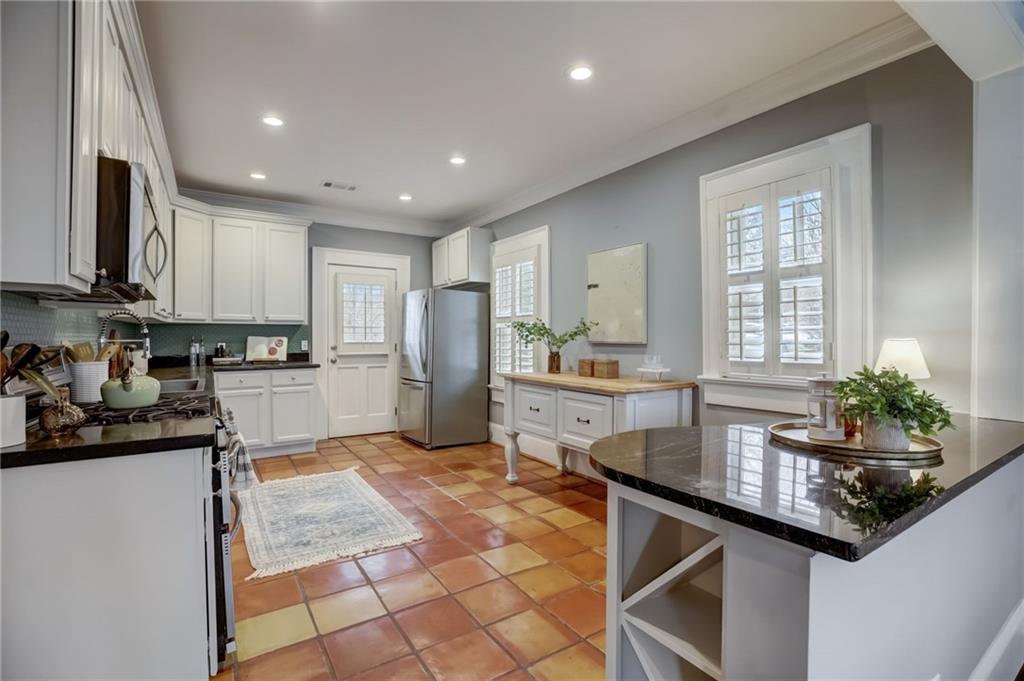 105 N 4th Avenue