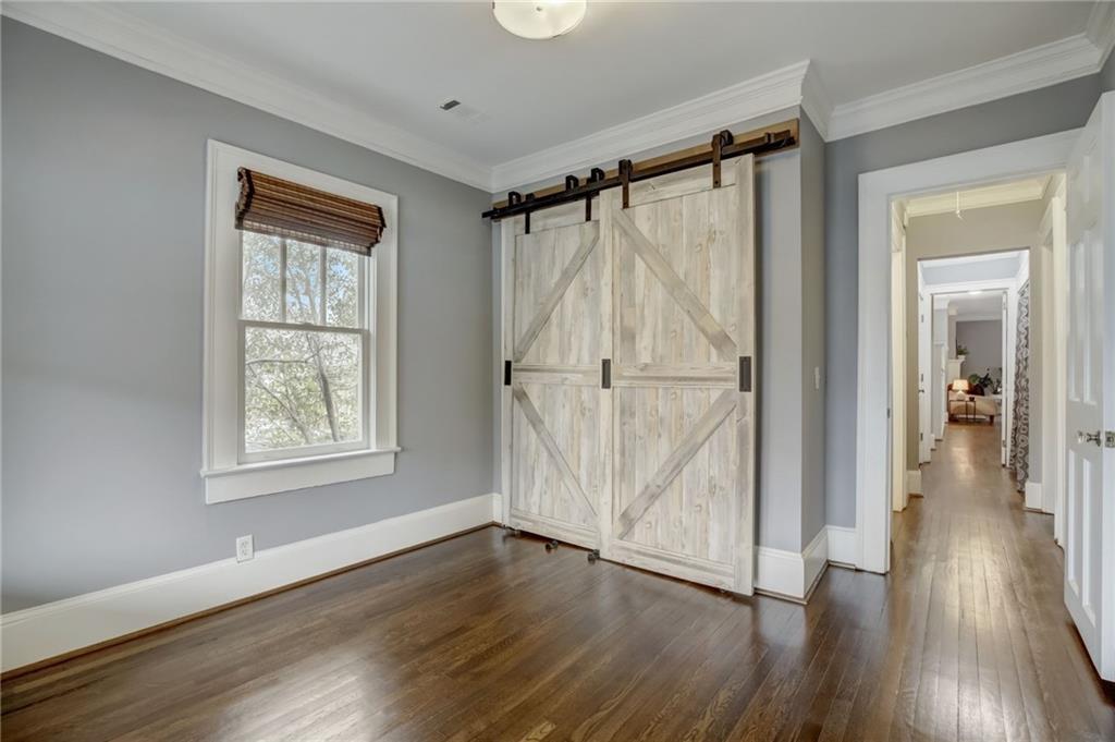 105 N 4th Avenue