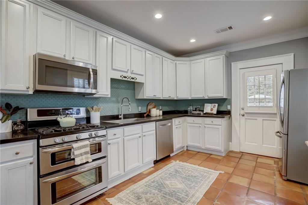 105 N 4th Avenue