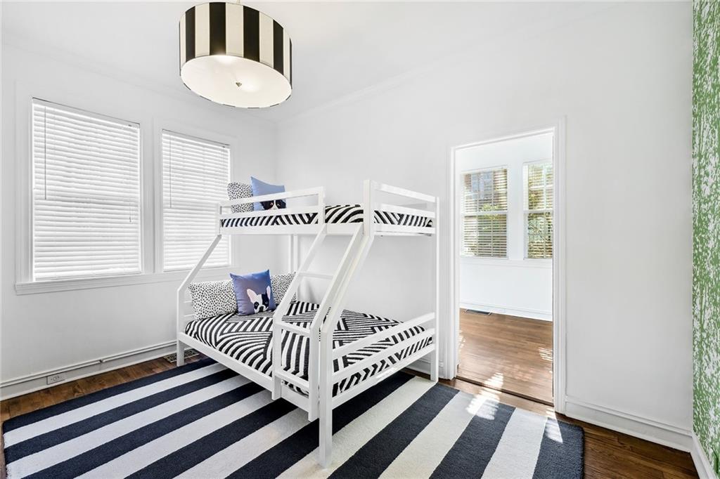 1025 Saint Charles Avenue NE Unit A