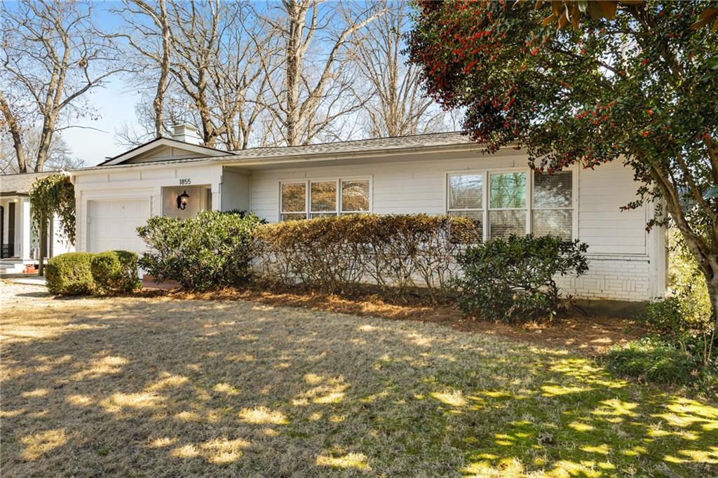 1855 Woodland Hills Avenue NW