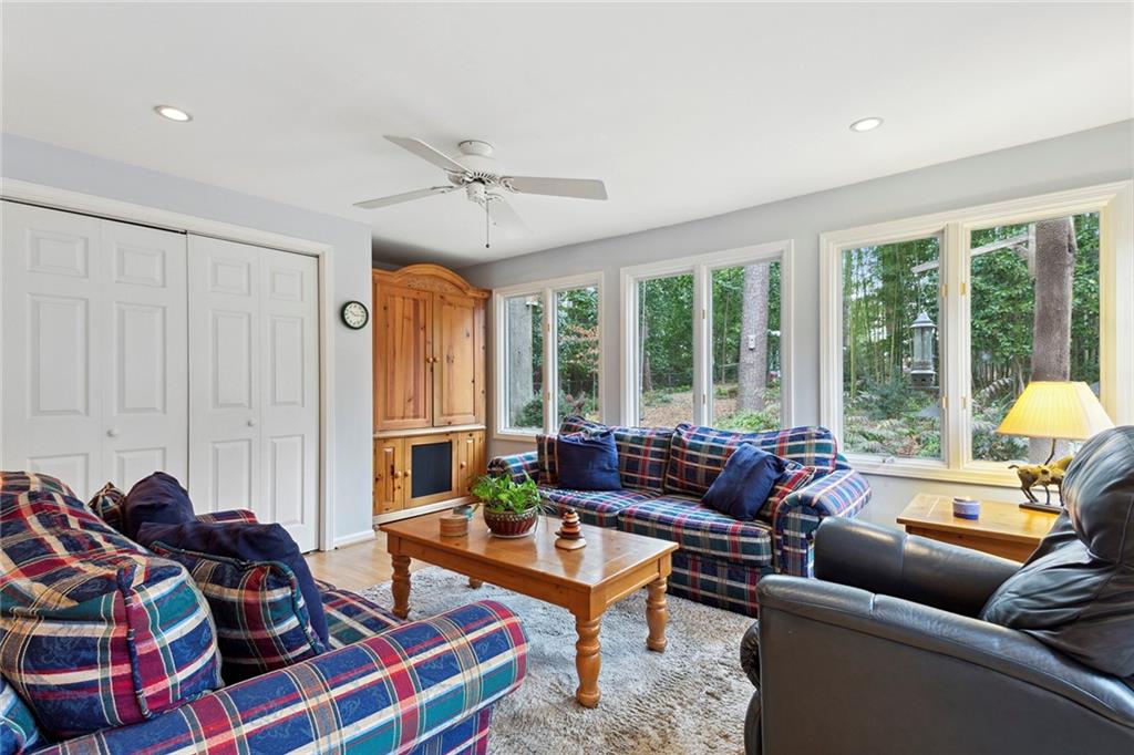 695 Starlight Drive