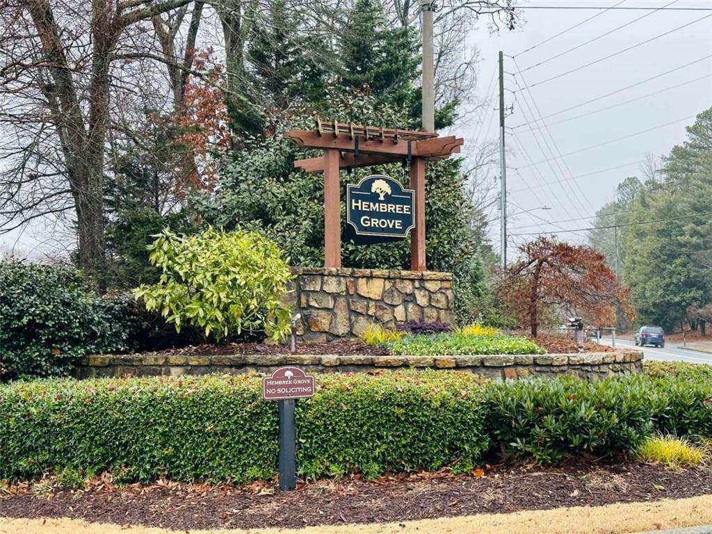 150 Hembree Grove Court
