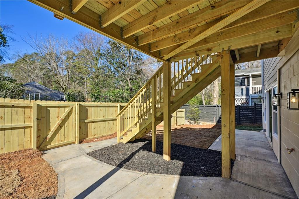 786 Sunnybrook Drive