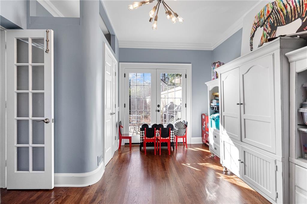 281 W Paces Ferry Road NW