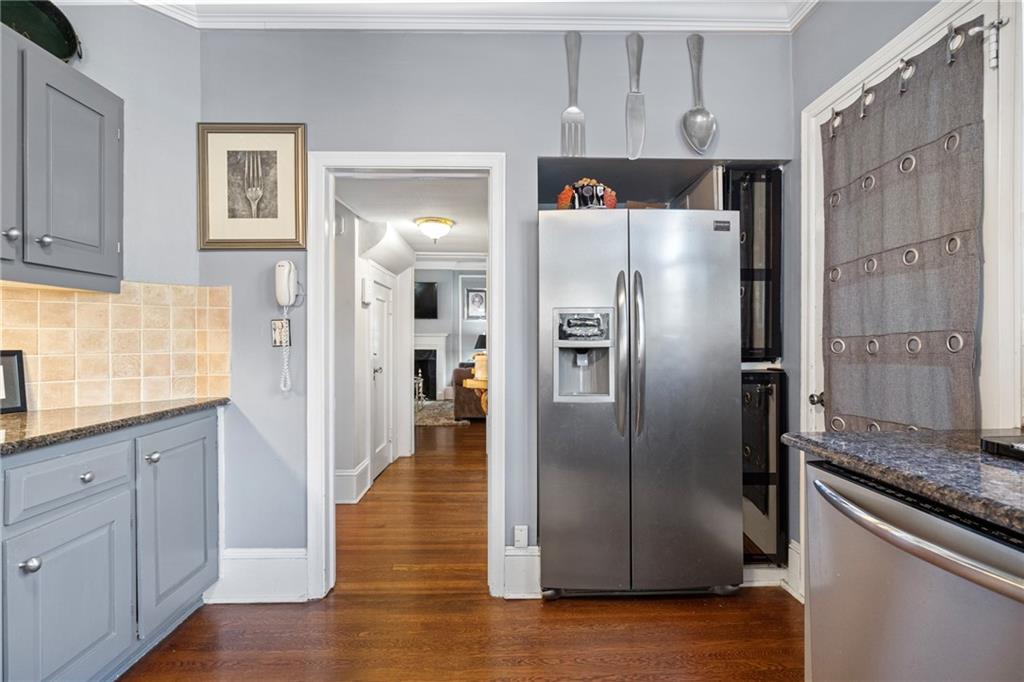 281 W Paces Ferry Road NW