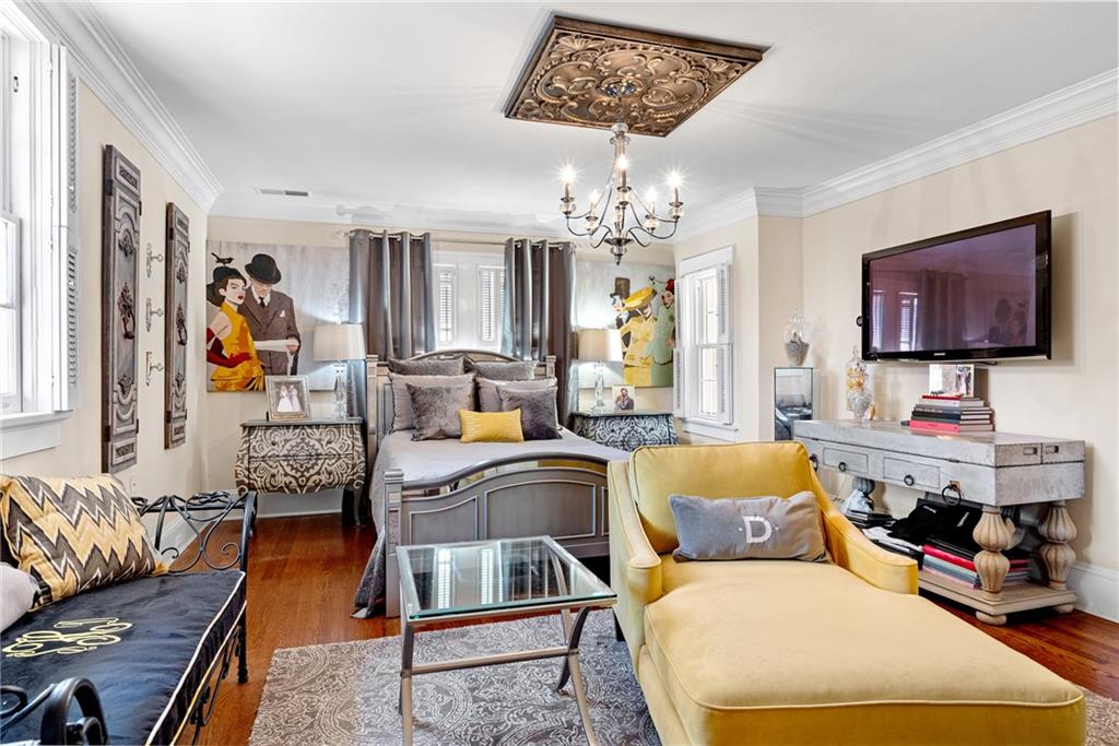 281 W Paces Ferry Road NW