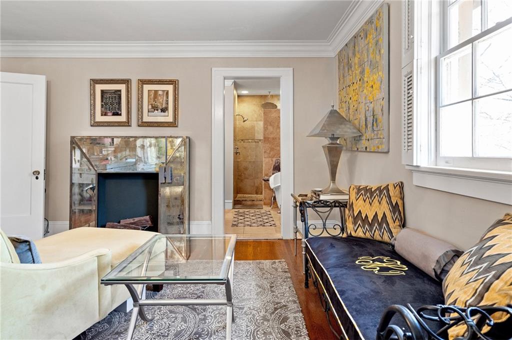 281 W Paces Ferry Road NW