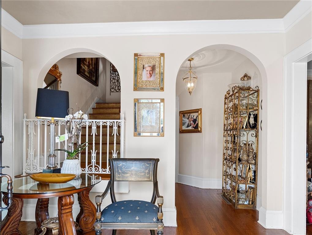 281 W Paces Ferry Road NW