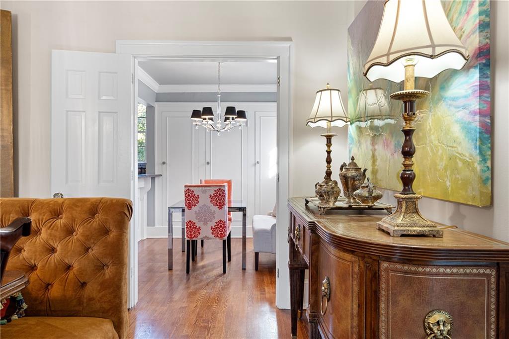 281 W Paces Ferry Road NW