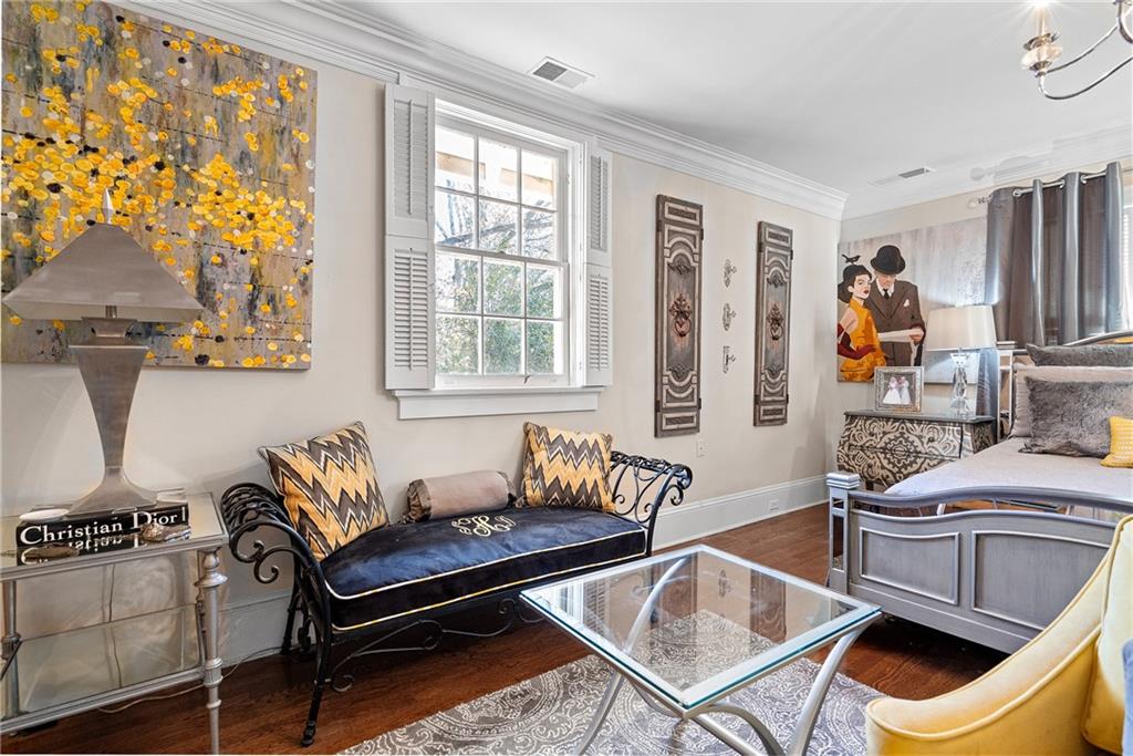 281 W Paces Ferry Road NW