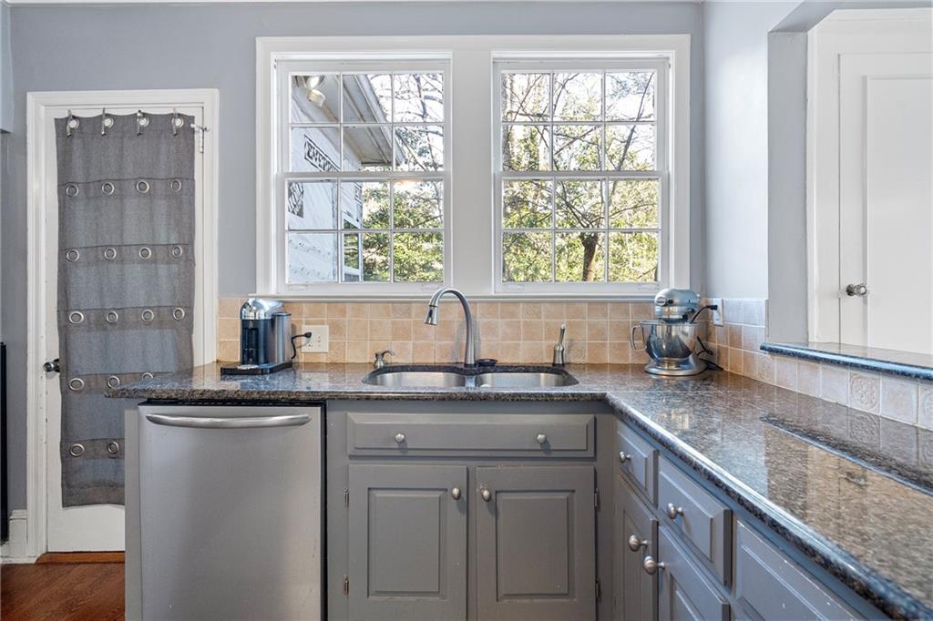 281 W Paces Ferry Road NW