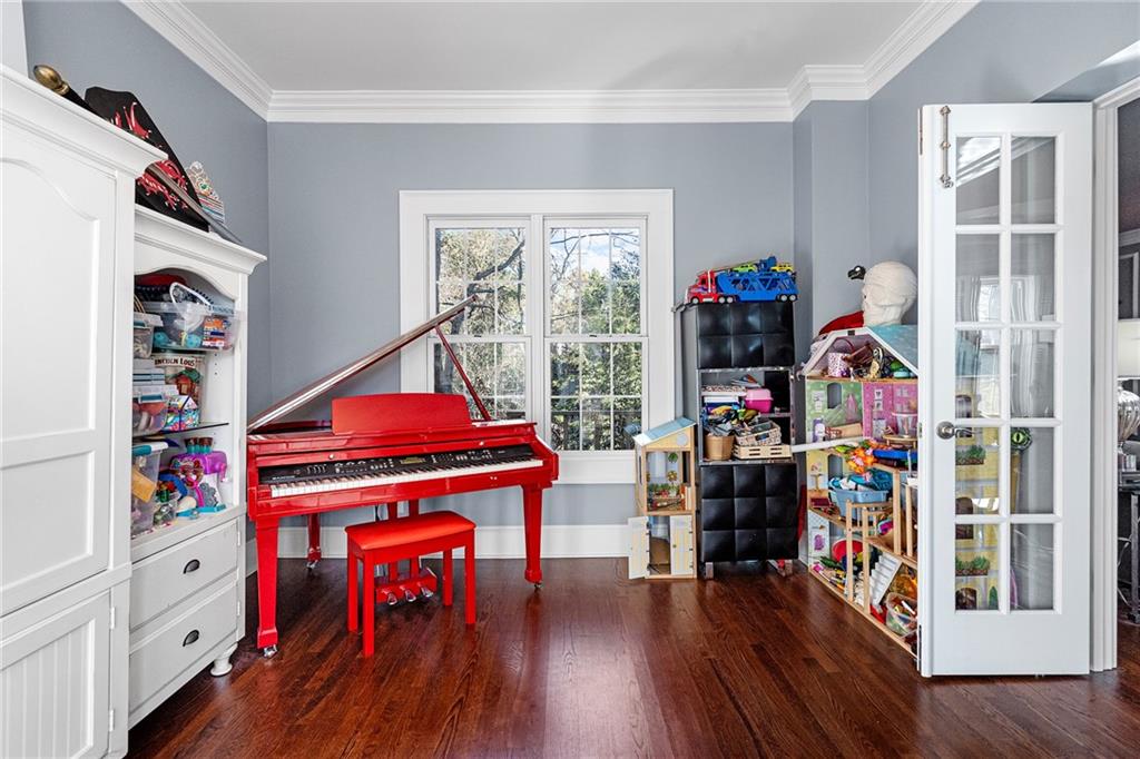 281 W Paces Ferry Road NW