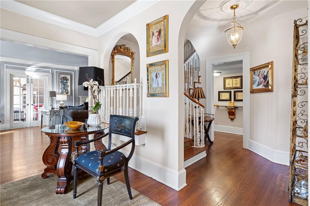 281 W Paces Ferry Road NW
