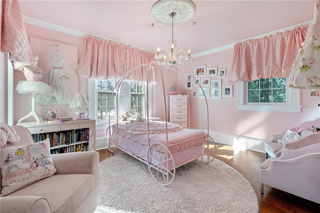 281 W Paces Ferry Road NW