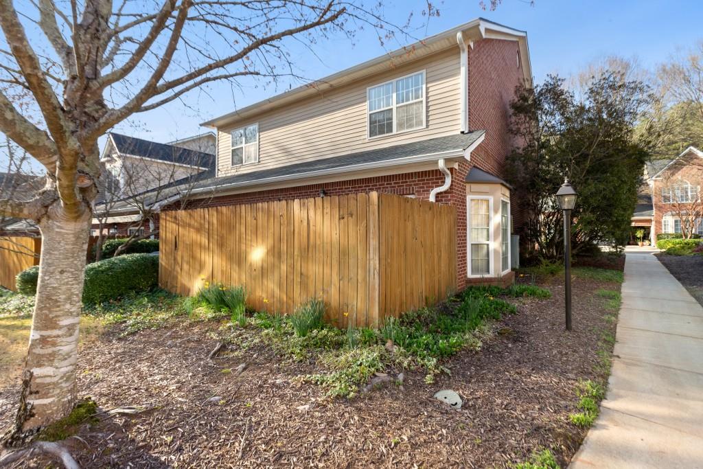 1007 Lexington Drive