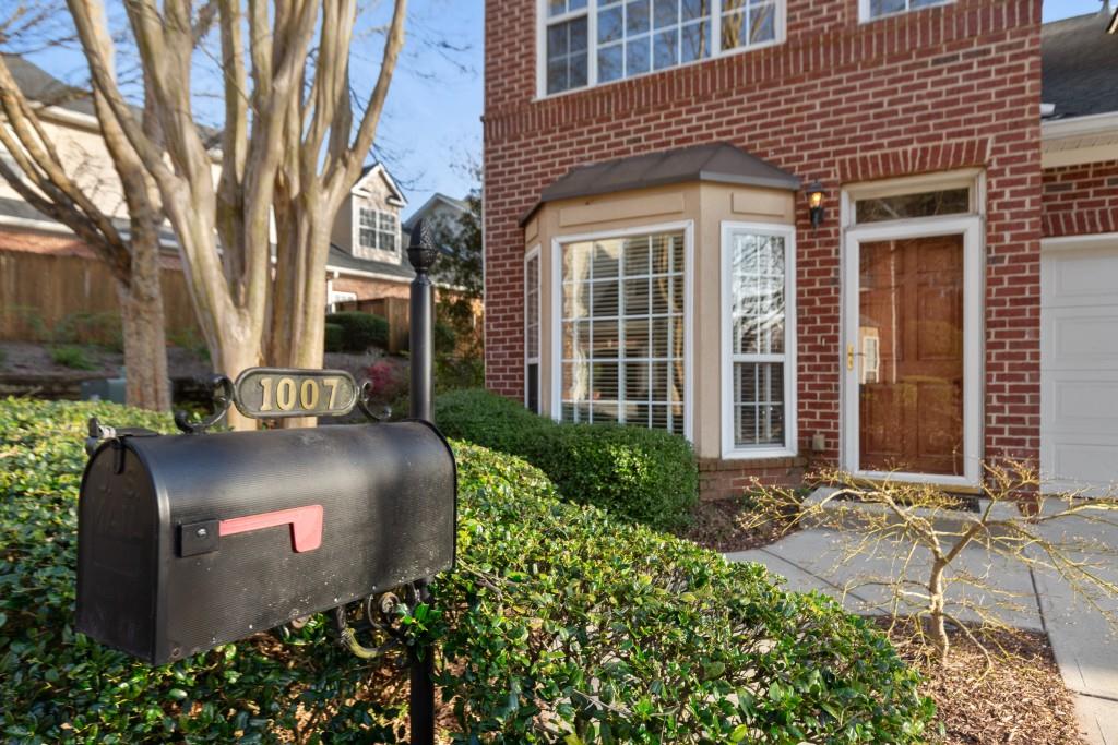 1007 Lexington Drive