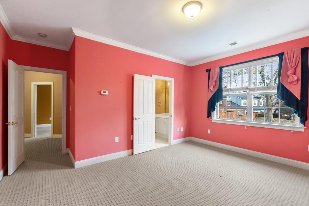 1007 Lexington Drive