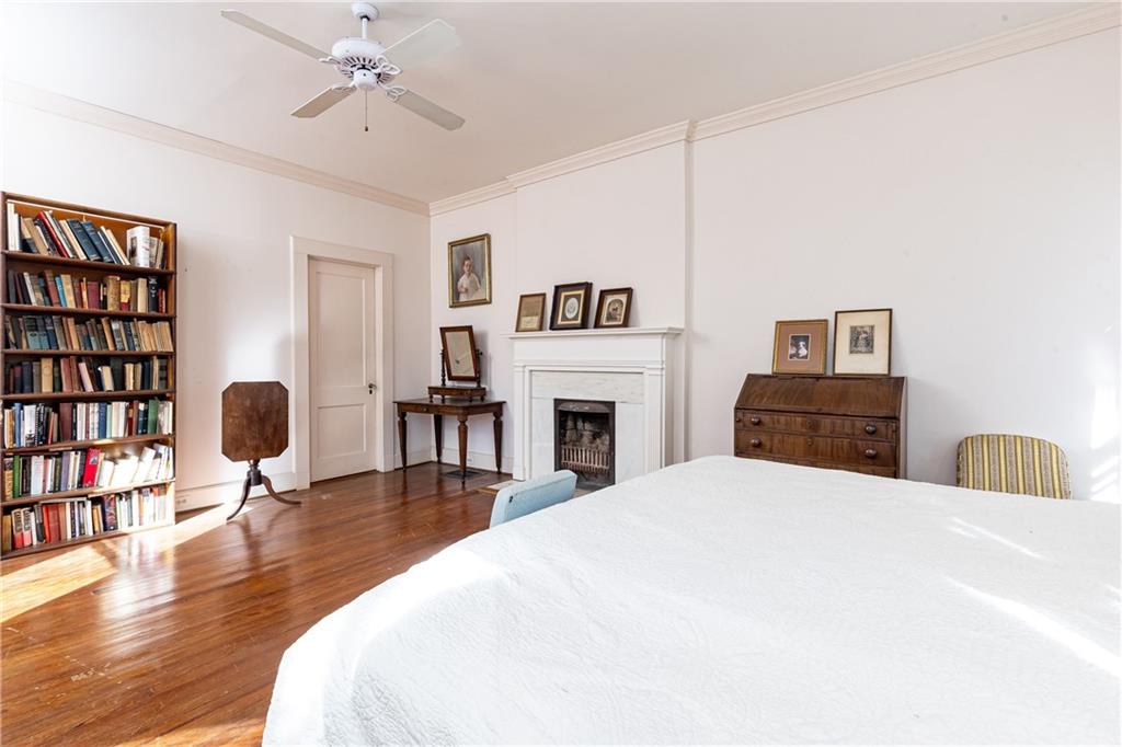 108 W Wesley Road NW