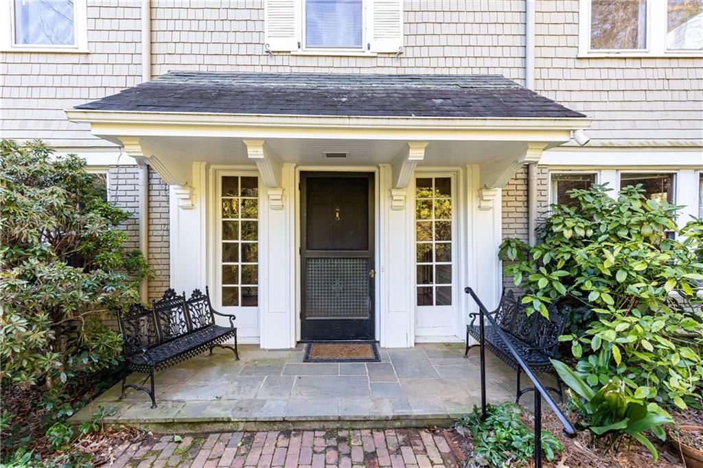 108 W Wesley Road NW