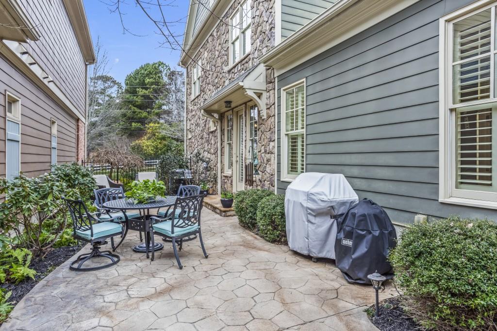 900 Grey Village Court