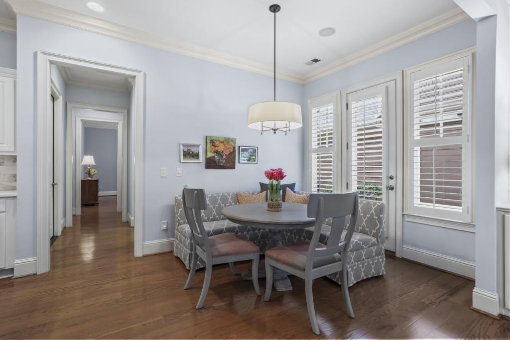 900 Grey Village Court