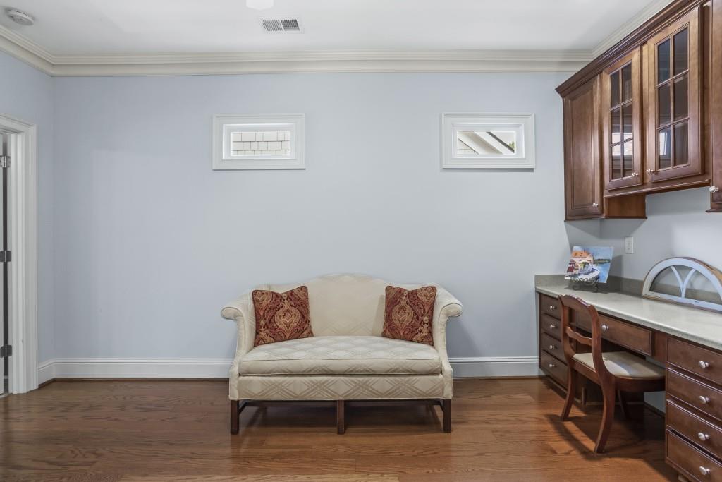 900 Grey Village Court