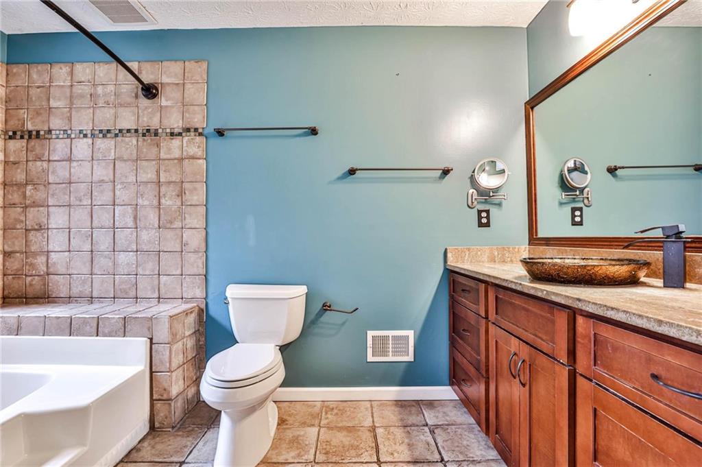 338 Hillcrest Avenue Unit A