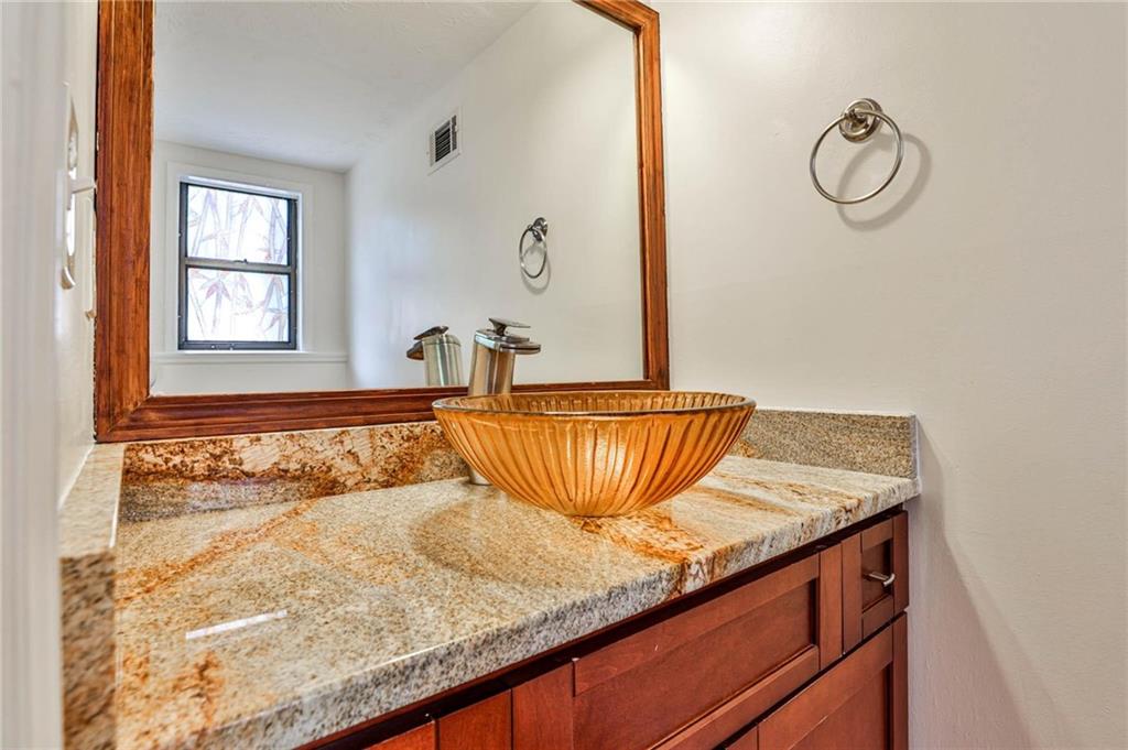 338 Hillcrest Avenue Unit A