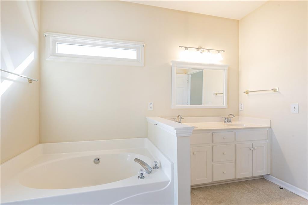207 Holly Chase Court
