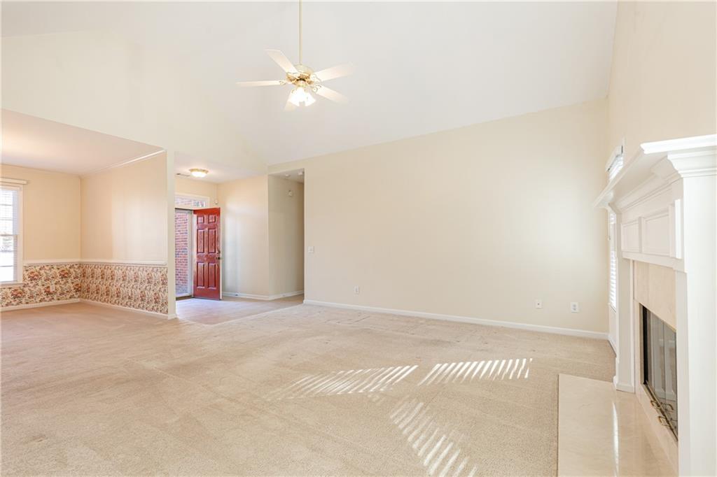 207 Holly Chase Court