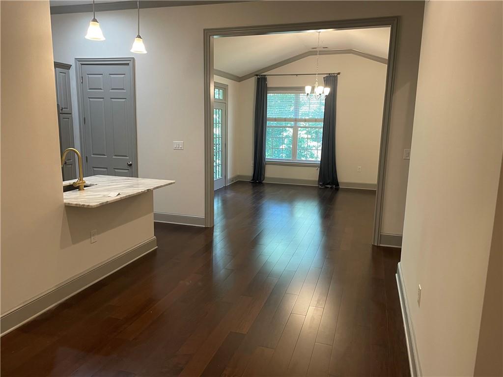 4805 Ivy Ridge Drive Unit 402