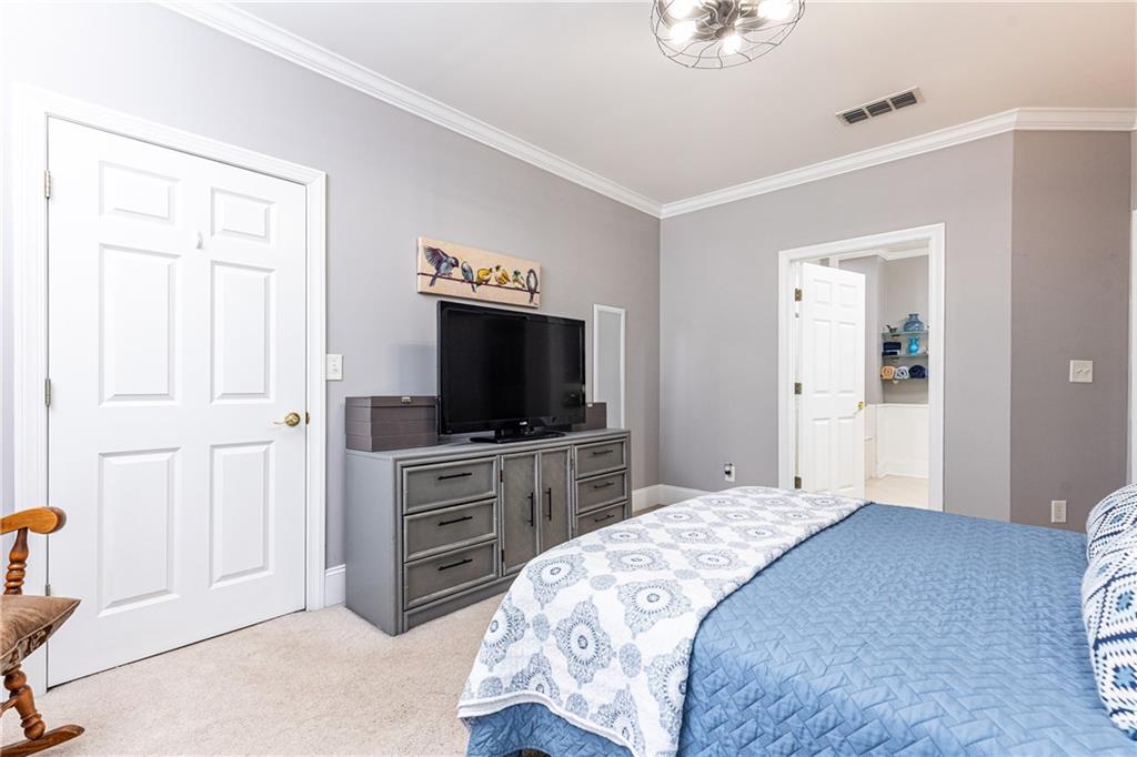 4100 Paces Walk SE Unit 2304