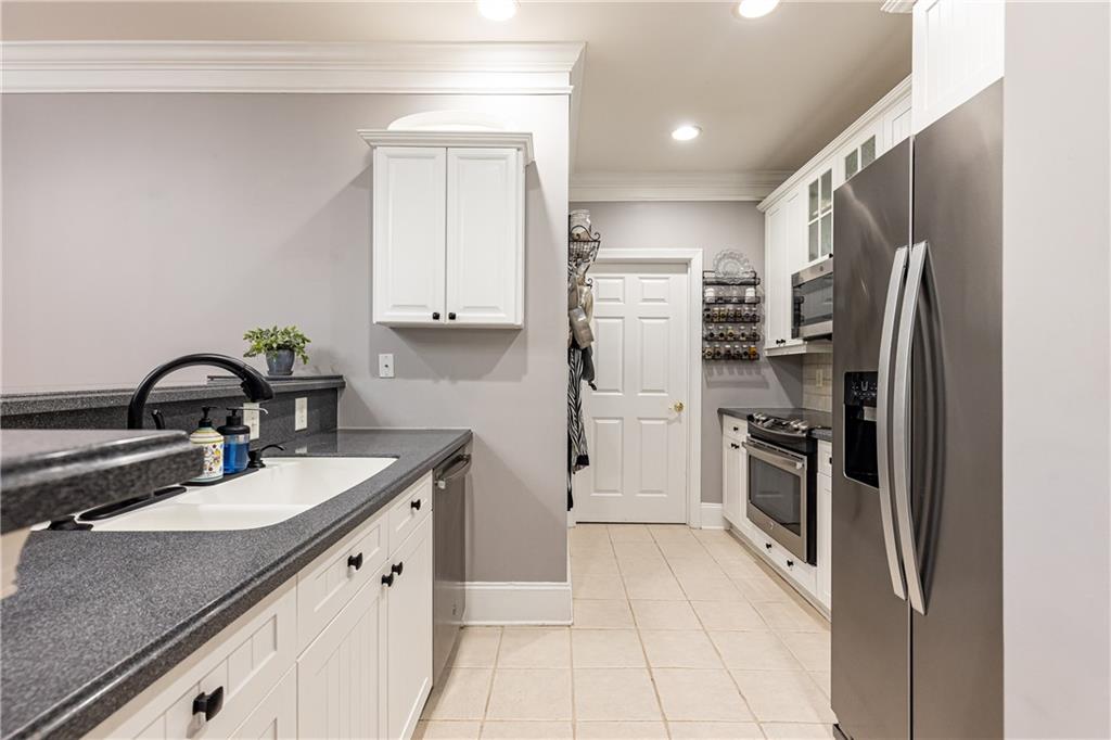 4100 Paces Walk SE Unit 2304