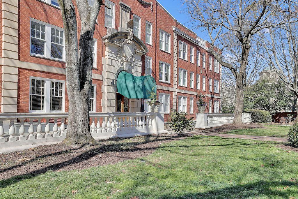 2840 Peachtree Road NW Unit 411