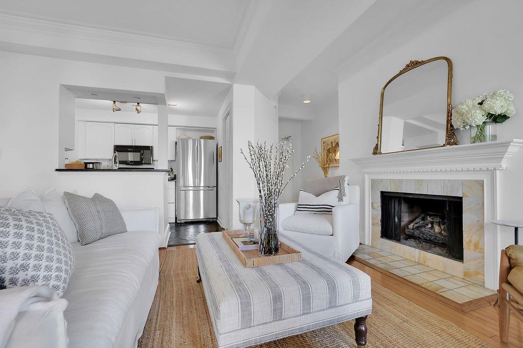 2840 Peachtree Road NW Unit 411