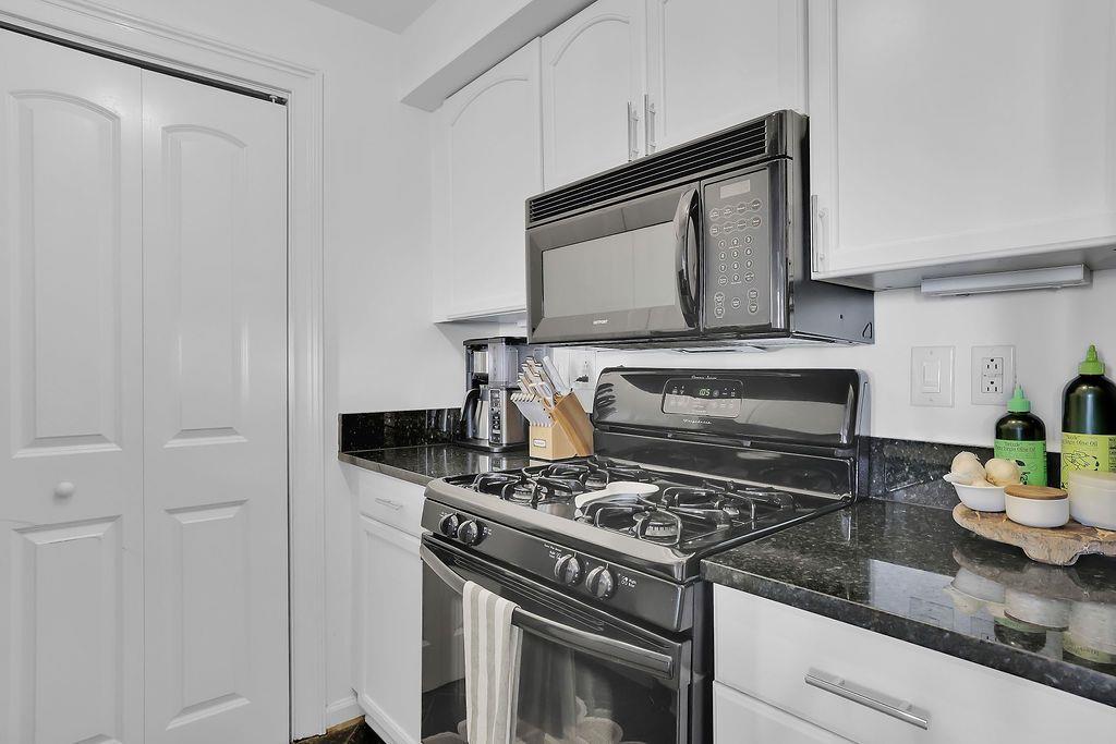 2840 Peachtree Road NW Unit 411
