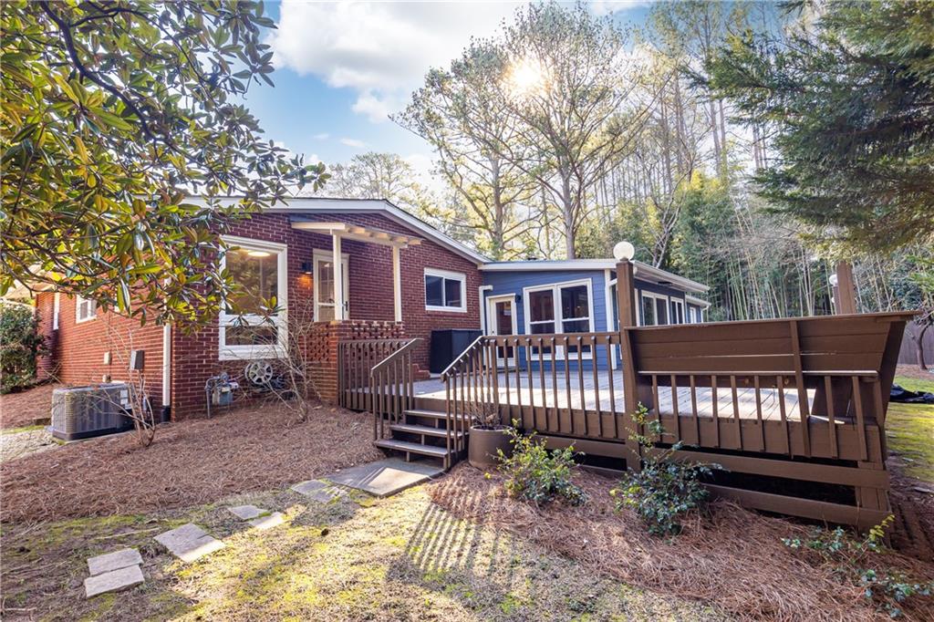 592 Little Road SE