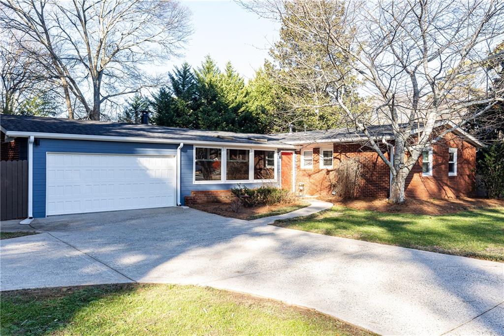 592 Little Road SE