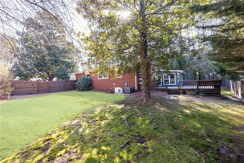 592 Little Road SE