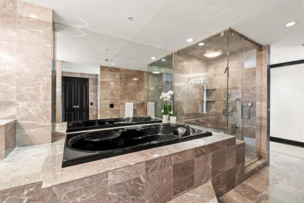3475 Oak Valley Road NE Unit 1720