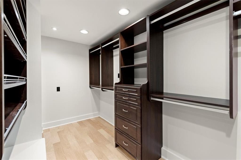 3475 Oak Valley Road NE Unit 1720